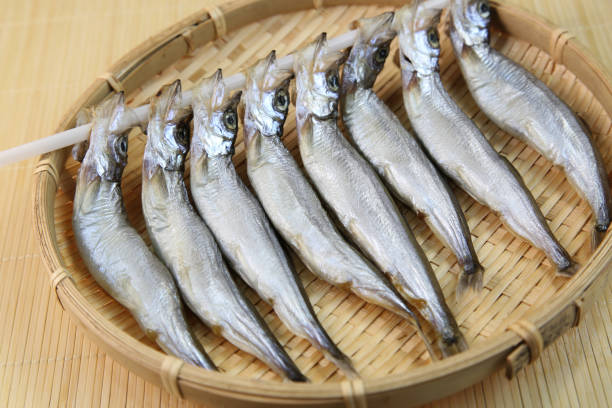 CAPELIN WITH ROE (SHISHAMO)